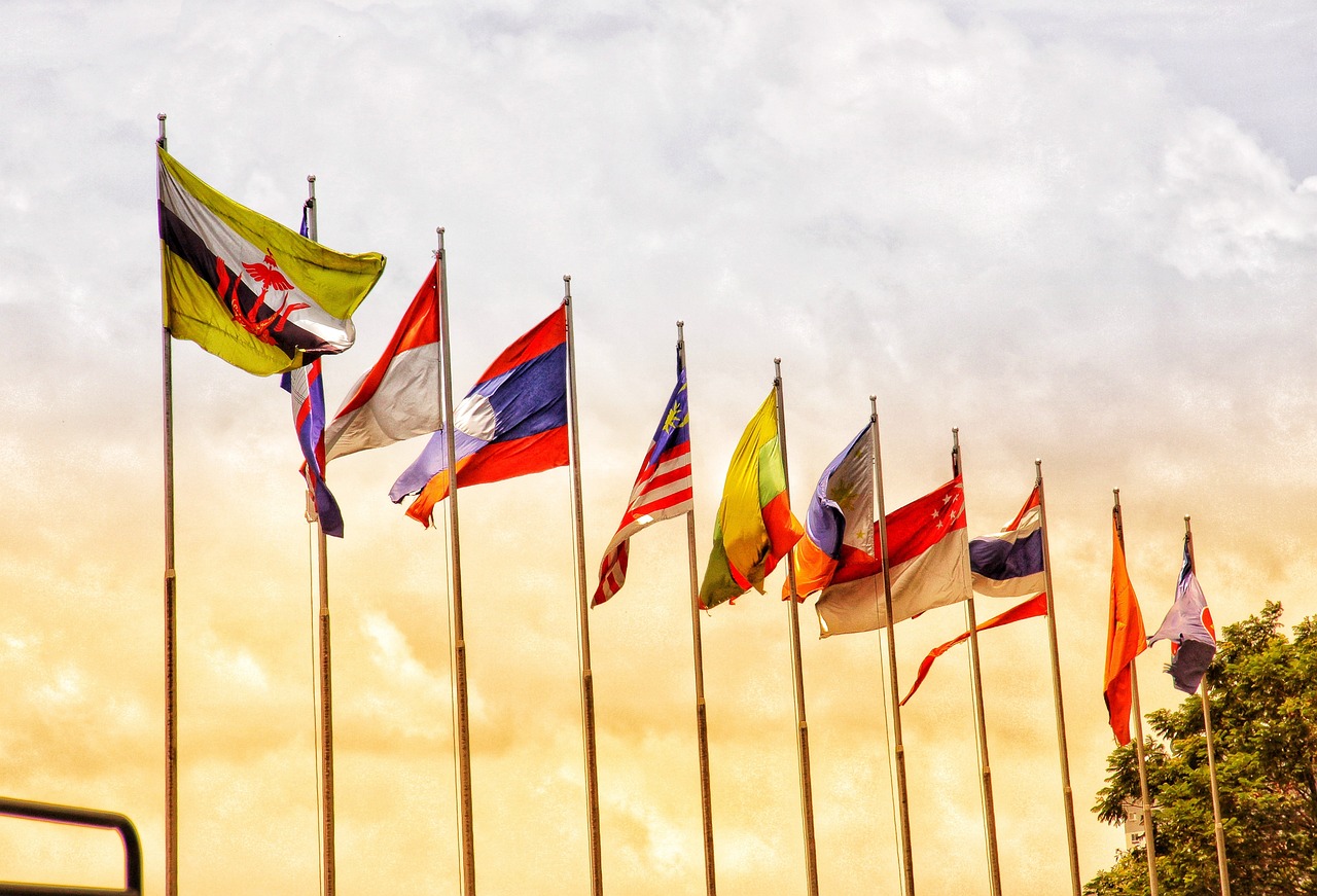https://v1.horasis.org/wp-content/uploads/2023/12/asean-4692563_1280.jpg