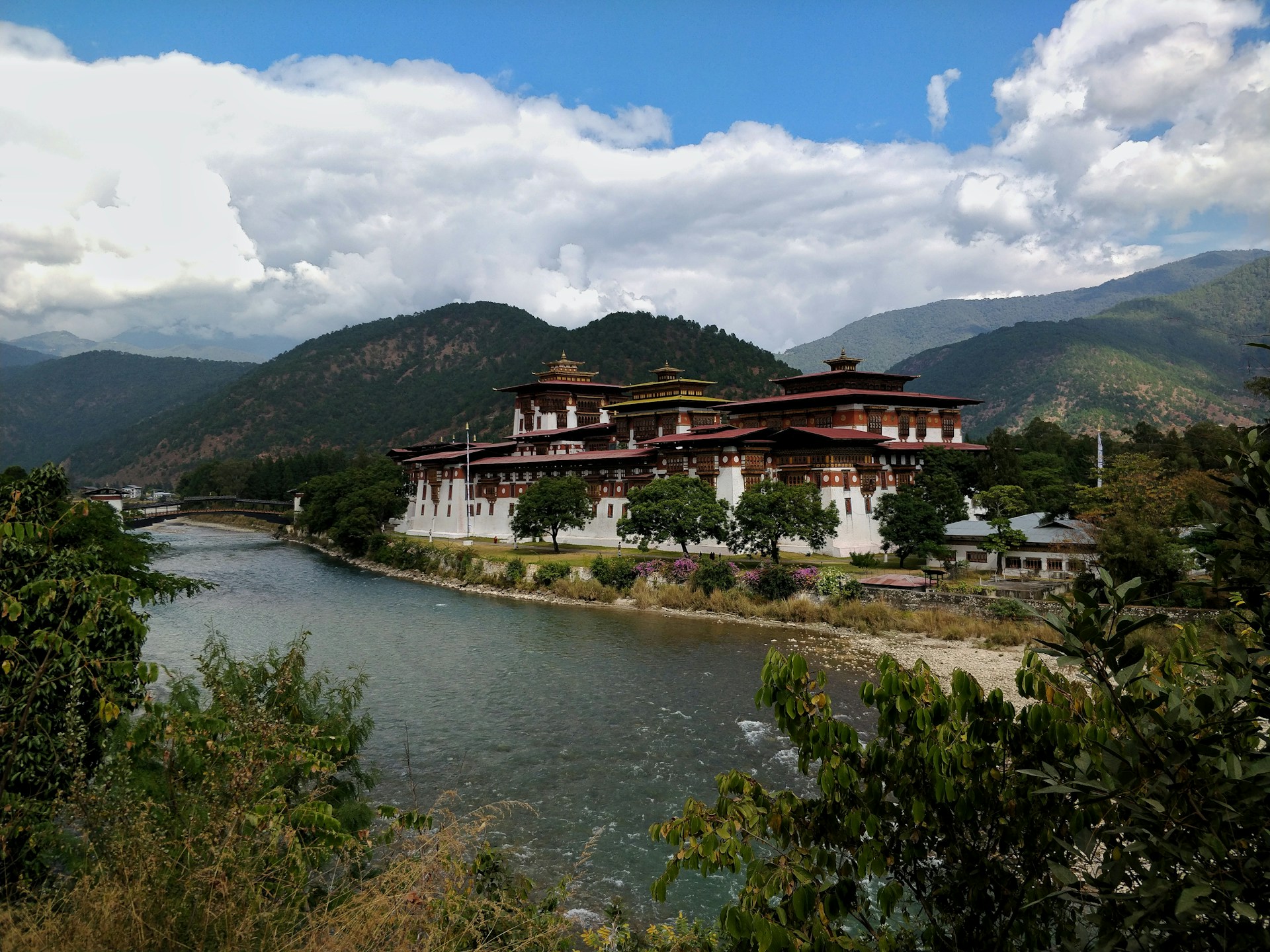 https://v1.horasis.org/wp-content/uploads/2025/09/tanay-dedhia-nanaWJMn-Dw-unsplash-1.jpg